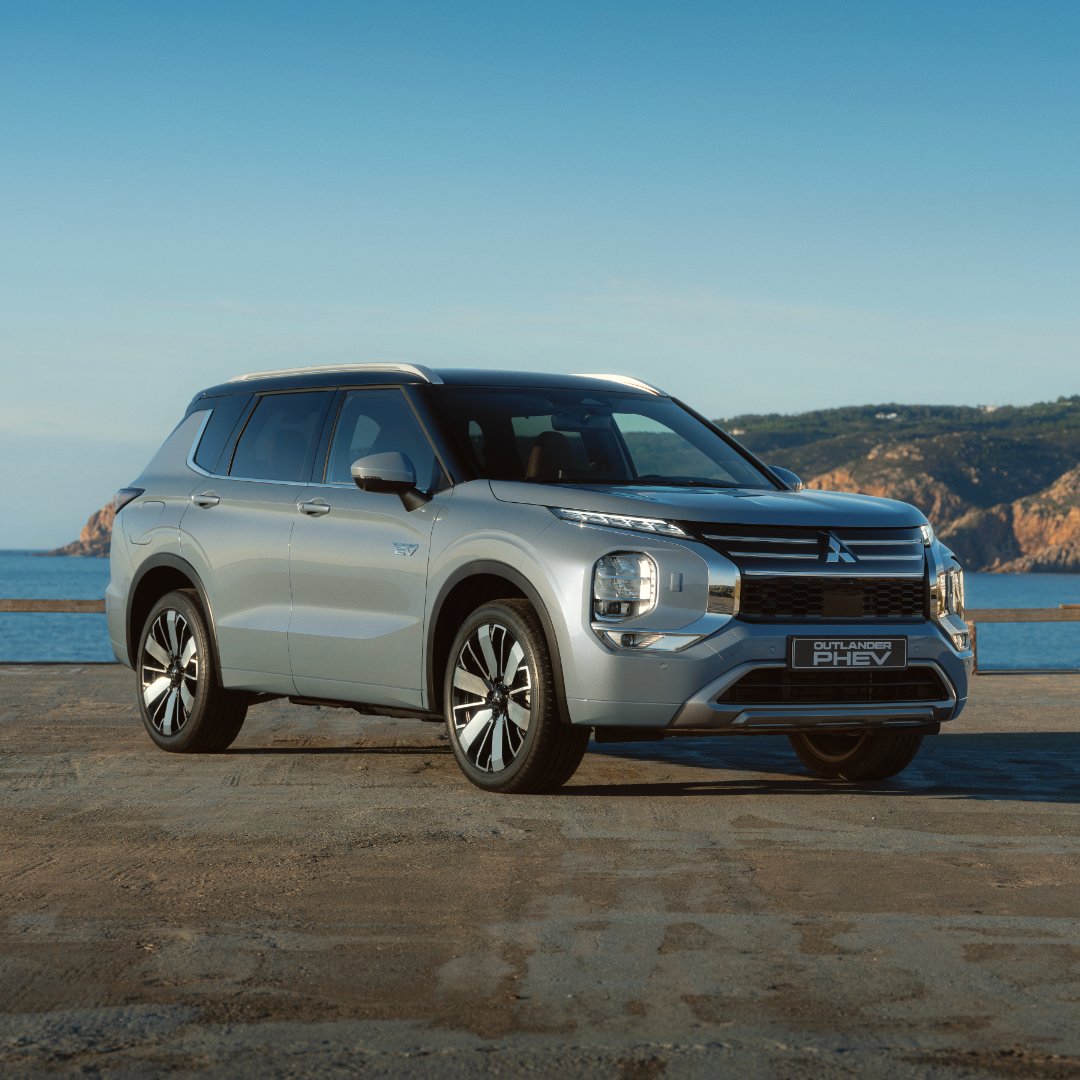 Mitsubishi Outlander PHEV 25 let -  4. generace